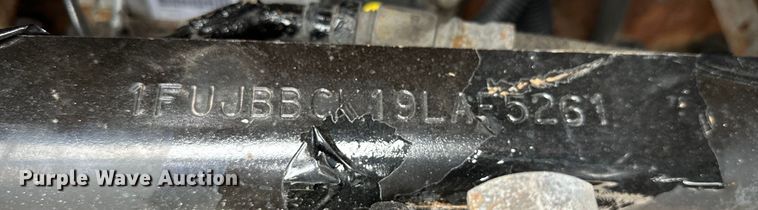 image for item EG1639 2009 Freightliner  Century Class S/T semi truck