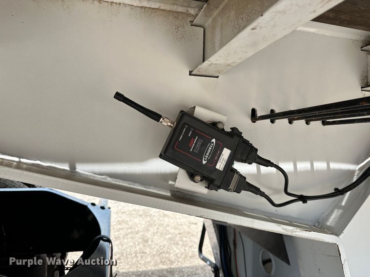 image for item EG1651 2021 Ledwell LW53HTHT3 drop deck equipment trailer