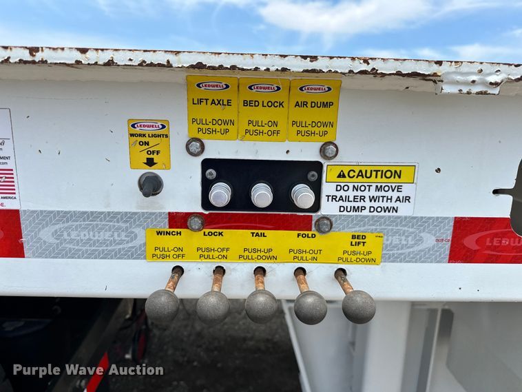image for item EG1651 2021 Ledwell LW53HTHT3 drop deck equipment trailer