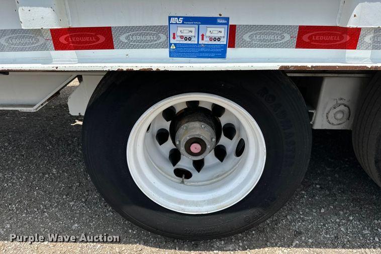 image for item EG1651 2021 Ledwell LW53HTHT3 drop deck equipment trailer