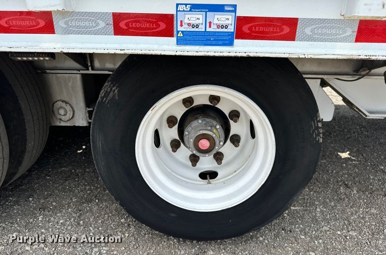 image for item EG1651 2021 Ledwell LW53HTHT3 drop deck equipment trailer