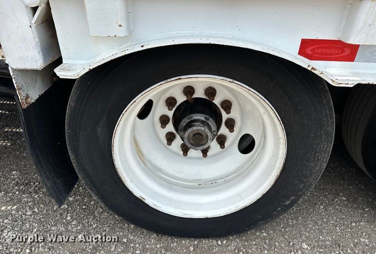 image for item EG1651 2021 Ledwell LW53HTHT3 drop deck equipment trailer
