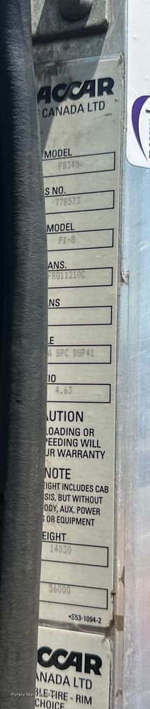 image for item EG1663 2009 Peterbilt  340 tank truck