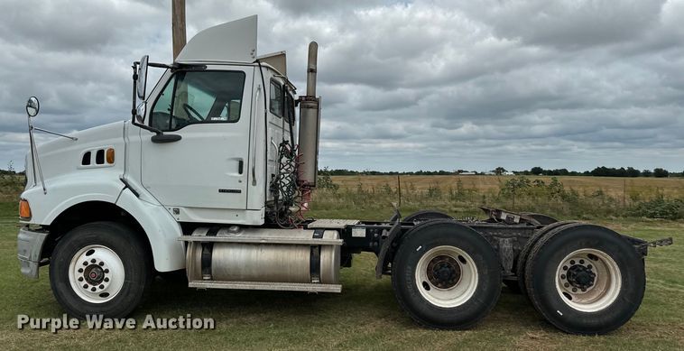 image for item EH3999 2006 Sterling AT9 semi truck