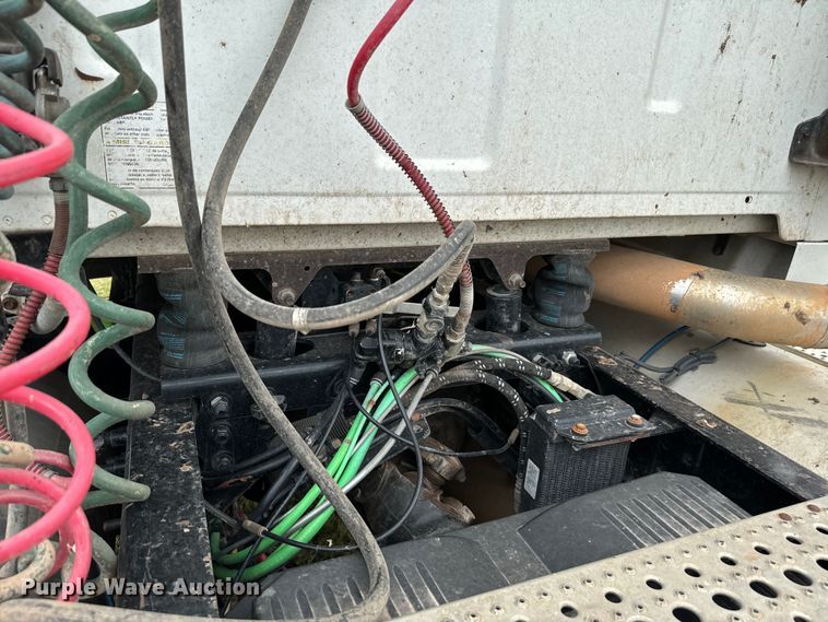 image for item EH3999 2006 Sterling AT9 semi truck