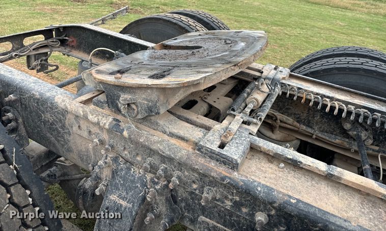 image for item EH3999 2006 Sterling AT9 semi truck