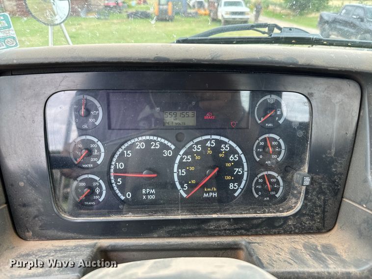 image for item EH3999 2006 Sterling AT9 semi truck