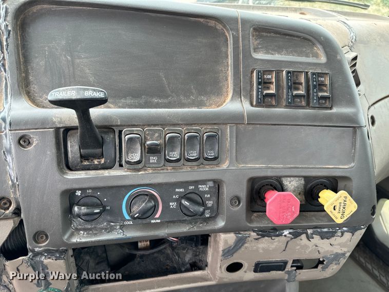 image for item EH3999 2006 Sterling AT9 semi truck