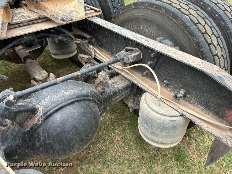 image for item EH3999 2006 Sterling AT9 semi truck