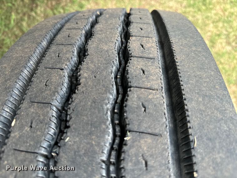 image for item EH3999 2006 Sterling AT9 semi truck