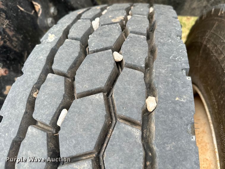 image for item EH3999 2006 Sterling AT9 semi truck