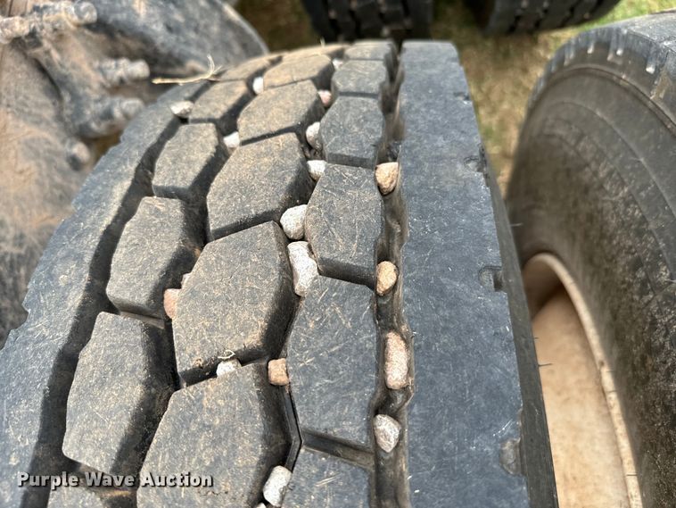 image for item EH3999 2006 Sterling AT9 semi truck