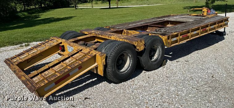image for item EH6866 1948 Curell Trailer Company equipment trailer