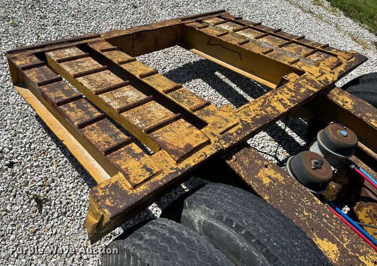 image for item EH6866 1948 Curell Trailer Company equipment trailer