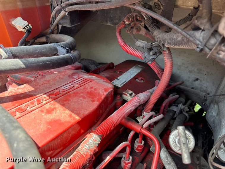 image for item EH6940 2009 Freightliner  Business Class M2 truck cab and chassis