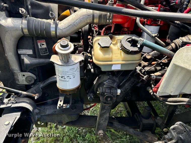 image for item EH6940 2009 Freightliner  Business Class M2 truck cab and chassis