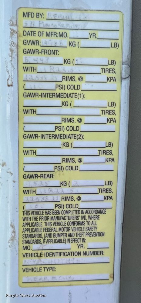 image for item EH6940 2009 Freightliner  Business Class M2 truck cab and chassis