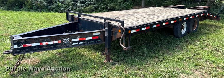 image for item EH6942 2006 PJ equipment trailer