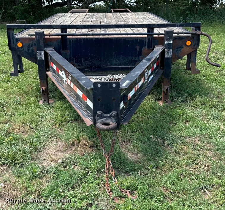 image for item EH6942 2006 PJ equipment trailer