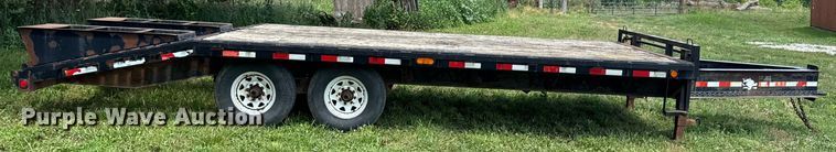 image for item EH6942 2006 PJ equipment trailer