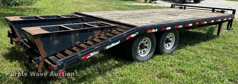 image for item EH6942 2006 PJ equipment trailer