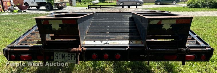 image for item EH6942 2006 PJ equipment trailer