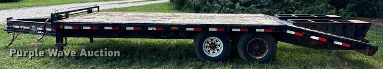 image for item EH6942 2006 PJ equipment trailer