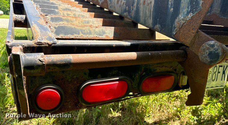 image for item EH6942 2006 PJ equipment trailer