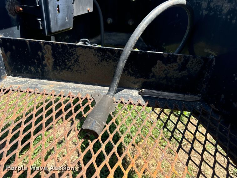 image for item EH6942 2006 PJ equipment trailer