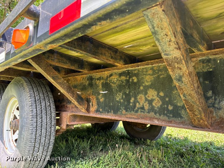 image for item EH6942 2006 PJ equipment trailer