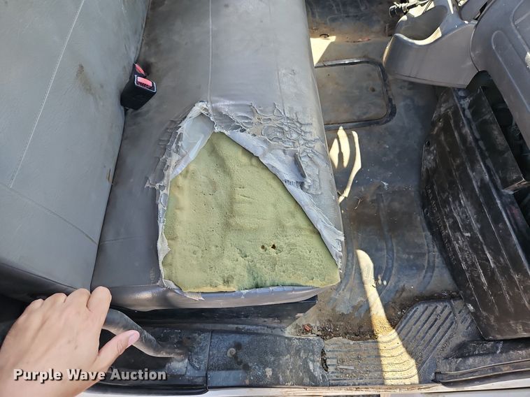 image for item EI3802 2006 Freightliner  Business Class M2 truck cab and chassis