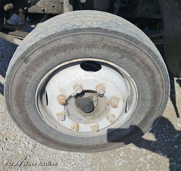 image for item EI3802 2006 Freightliner  Business Class M2 truck cab and chassis