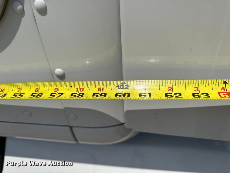 image for item EJ4357 2019 Kenworth  T680 semi truck