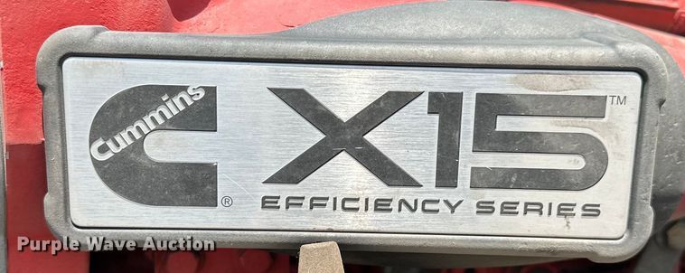 image for item EJ4357 2019 Kenworth  T680 semi truck