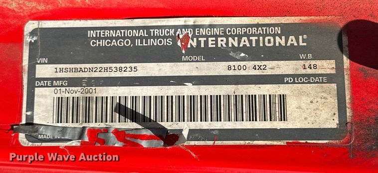 image for item EJ4364 2002 International  8100 flatbed truck