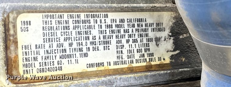 image for item EJ4365 1998 International  9100 flatbed truck