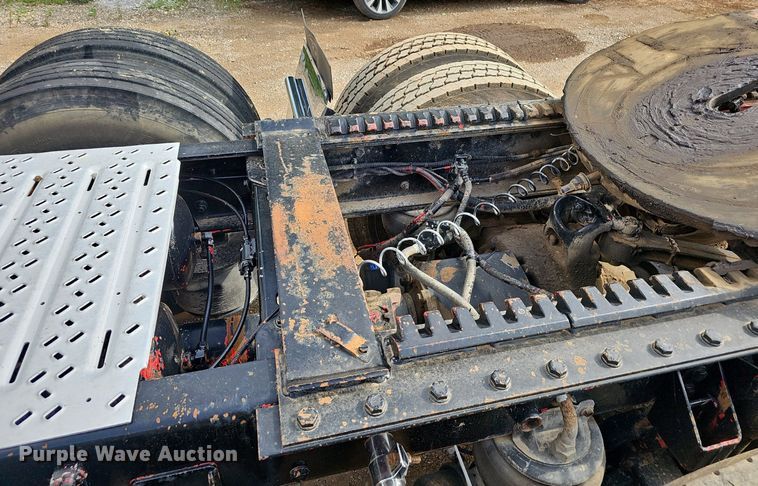 image for item EJ5513 2016 Kenworth  W900 semi truck