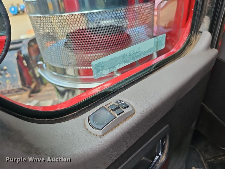 image for item EJ5513 2016 Kenworth  W900 semi truck