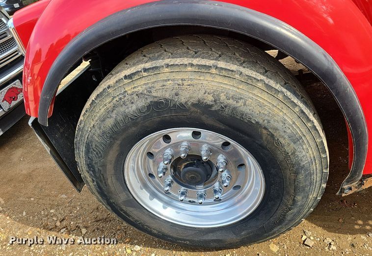 image for item EJ5513 2016 Kenworth  W900 semi truck