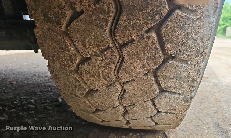 image for item EJ5513 2016 Kenworth  W900 semi truck