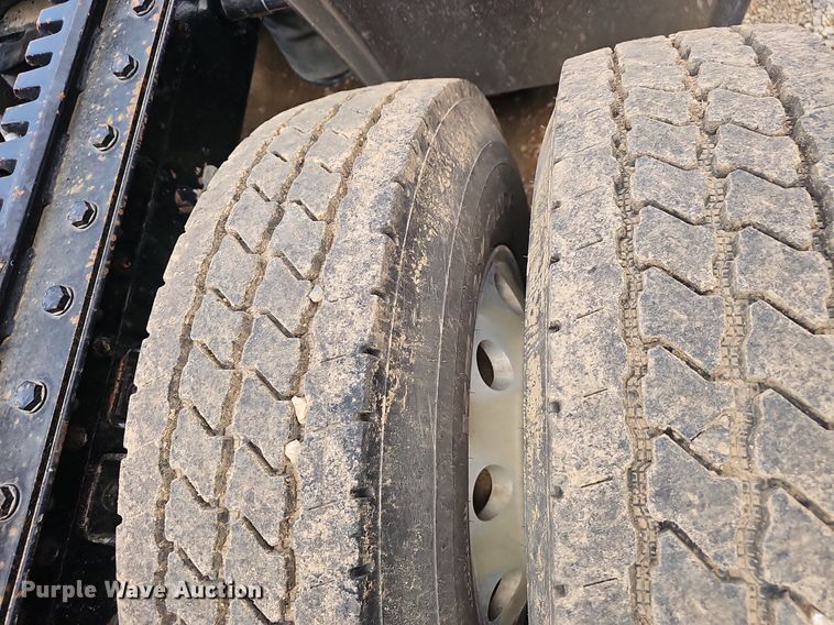 image for item EJ5513 2016 Kenworth  W900 semi truck