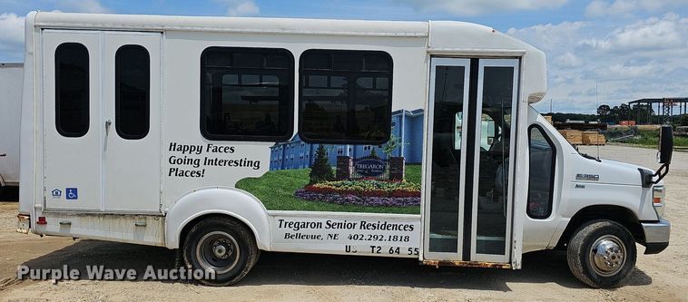 image for item EJ5602 2013 Ford Super Duty E350 shuttle bus