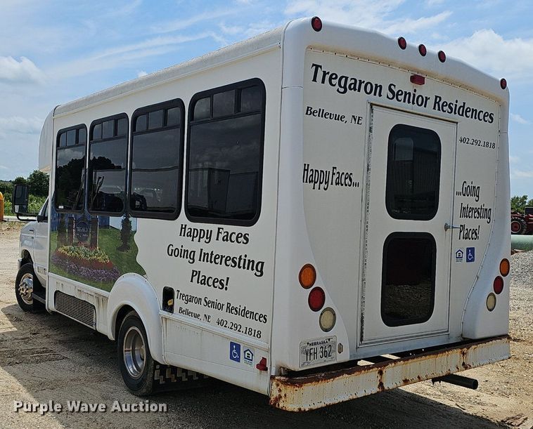 image for item EJ5602 2013 Ford Super Duty E350 shuttle bus