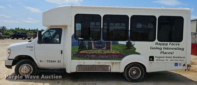 image for item EJ5602 2013 Ford Super Duty E350 shuttle bus