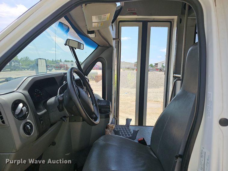 image for item EJ5602 2013 Ford Super Duty E350 shuttle bus