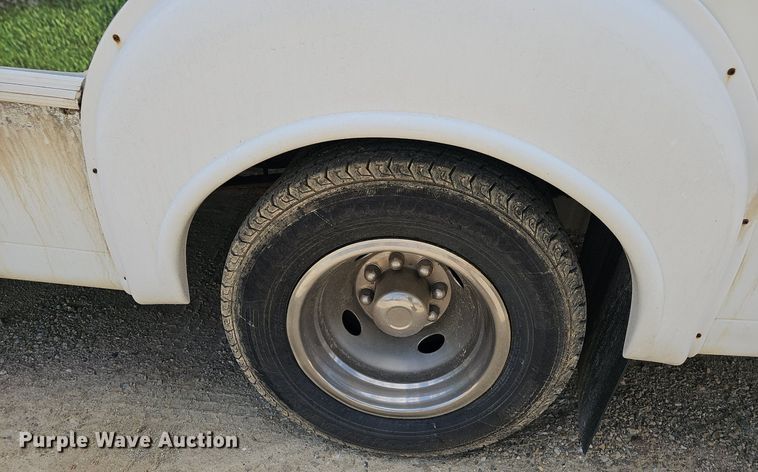 image for item EJ5602 2013 Ford Super Duty E350 shuttle bus