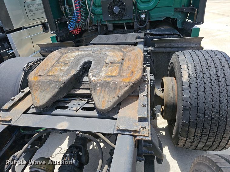 image for item EJ5635 2017 Freightliner  Cascadia 125 semi truck