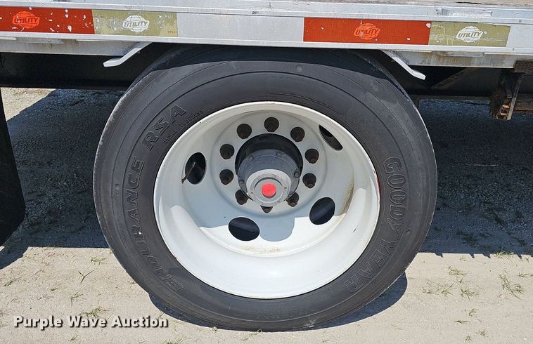 image for item EJ5677 2012 Utility Trailers drop deck equipment trailer