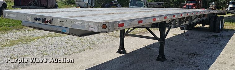 image for item EJ5678 2013 Hyundai Translead FC2480122-S flatbed trailer