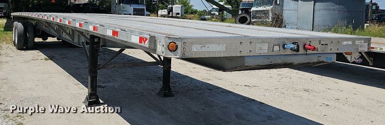 image for item EJ5678 2013 Hyundai Translead FC2480122-S flatbed trailer